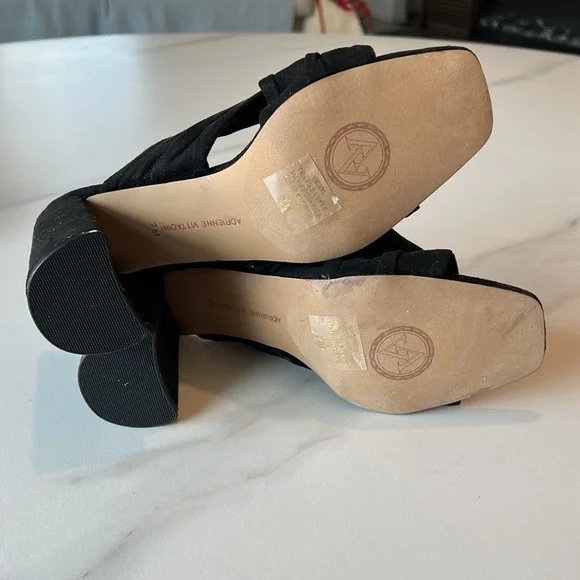 Adrienne Vittadini Sandals Crossover Black Faux Suede Chunky Heels Slide - Picture 6 of 6